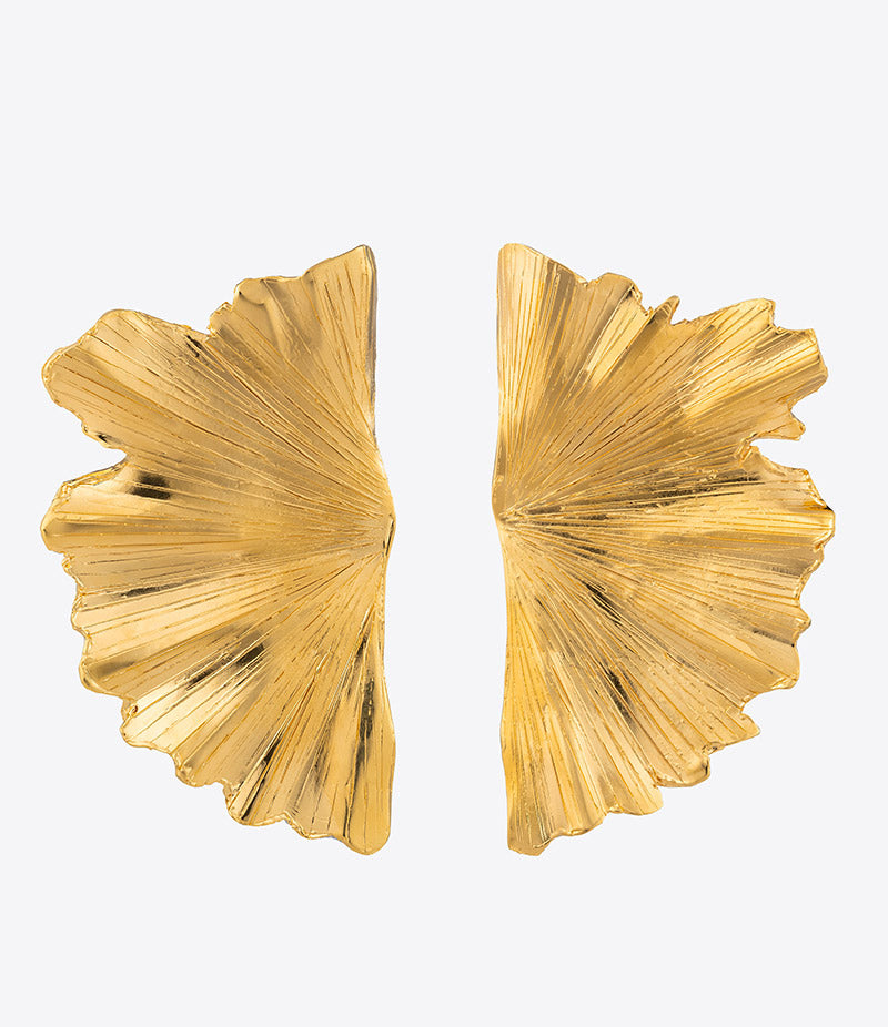 Ginkgo Leaf Earring in gold