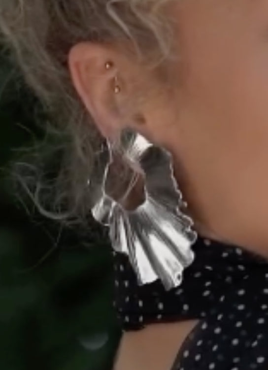 Palm Leaf Earring in Rhodium