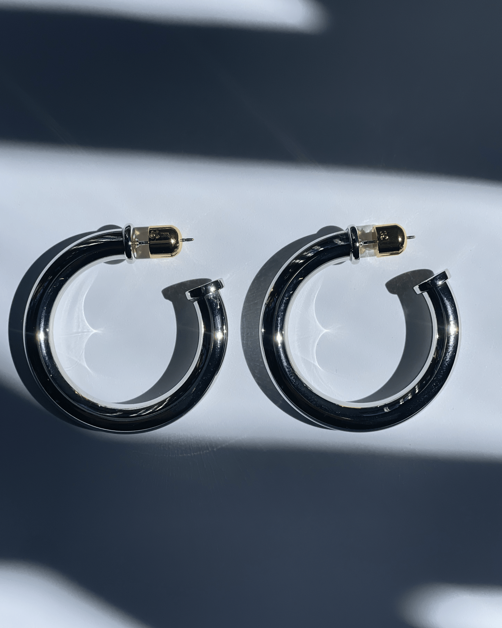 Medium Hoop Imitation Rhodium - Christina Caruso